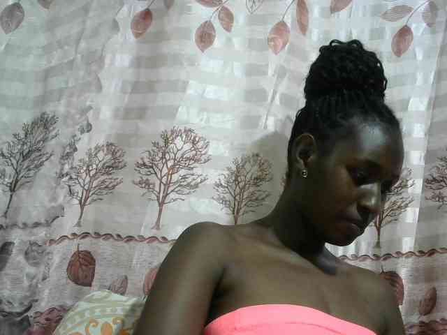 Africanqueen20 webcam