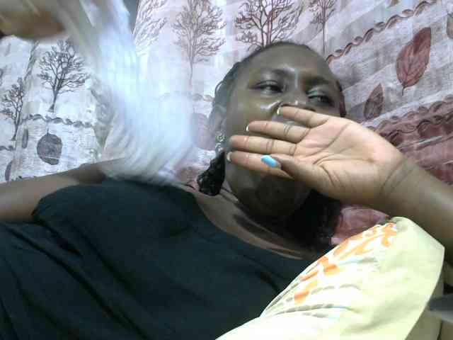 Africanqueen20 webcam