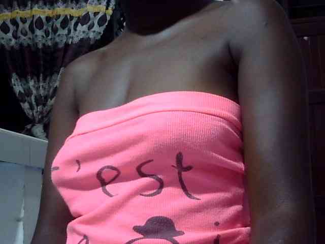 Africanqueen20 webcam