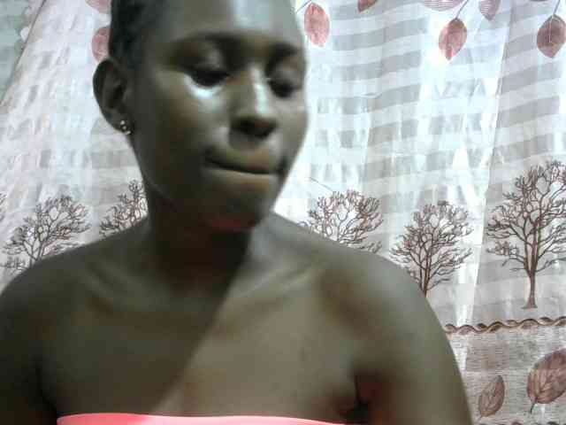 Africanqueen20 webcam