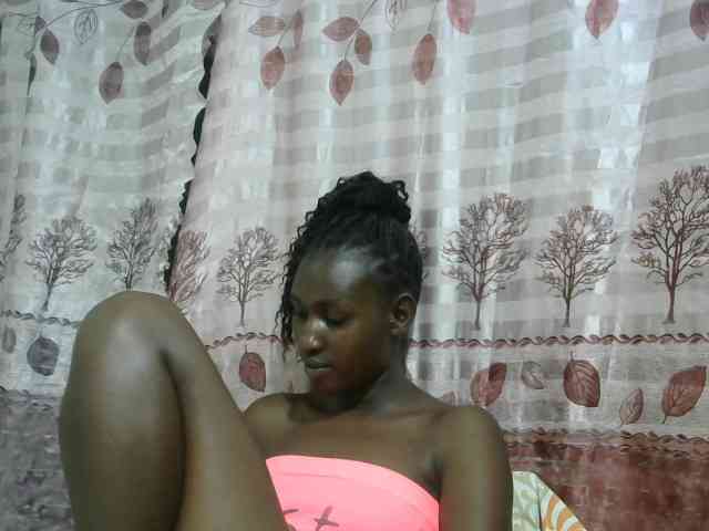 Africanqueen20 webcam