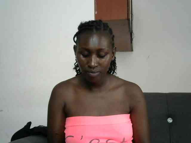 Africanqueen20 webcam
