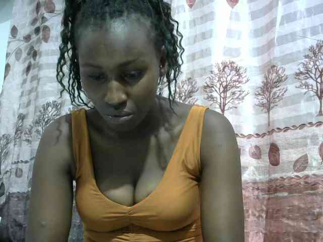 Africanqueen20 webcam