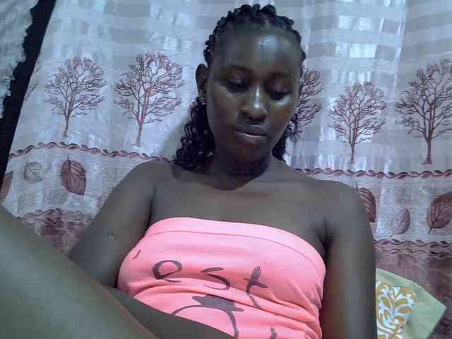 Africanqueen20 webcam