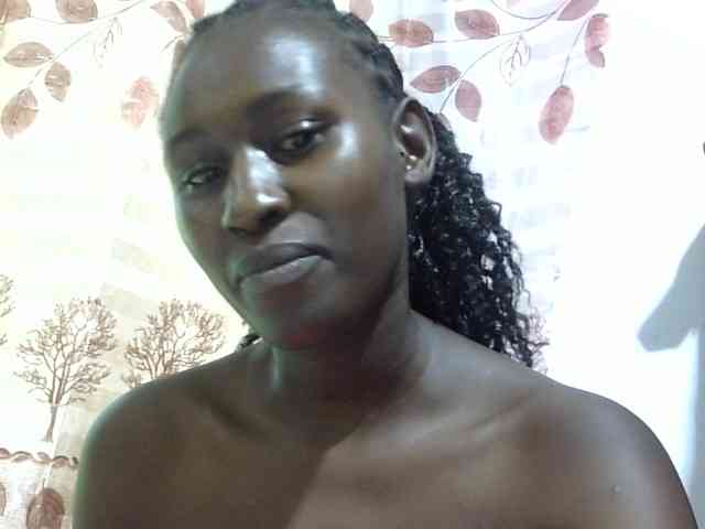 Africanqueen20 webcam