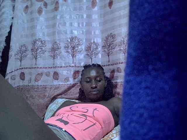 Africanqueen20 webcam