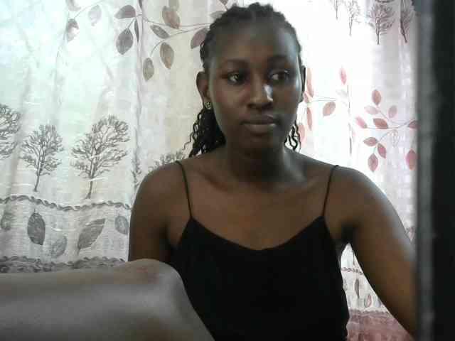 Africanqueen20 webcam