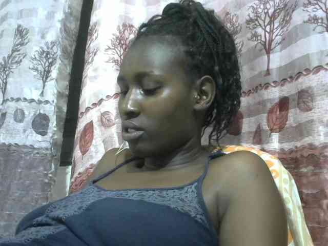 Africanqueen20 webcam