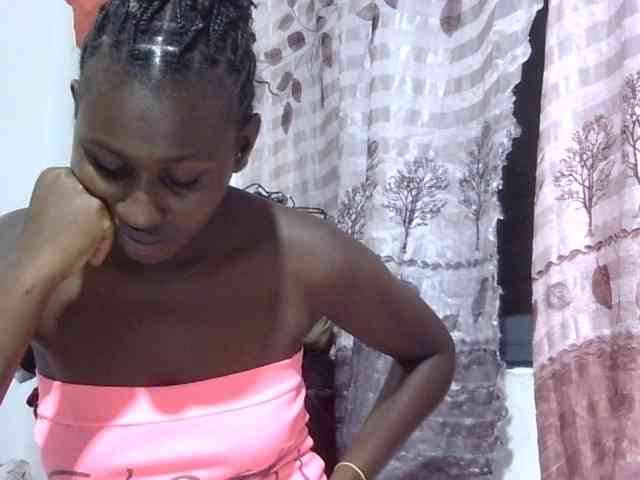 Africanqueen20 webcam