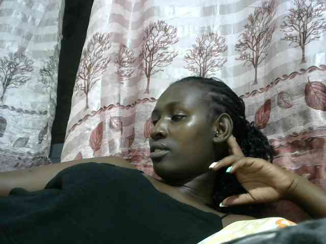 Africanqueen20 webcam