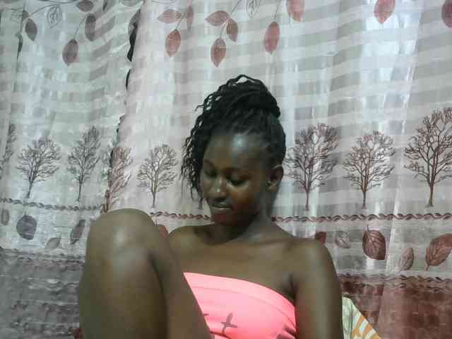 Africanqueen20 webcam