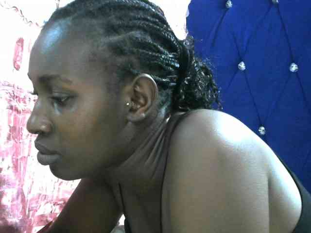 Africanqueen20 webcam