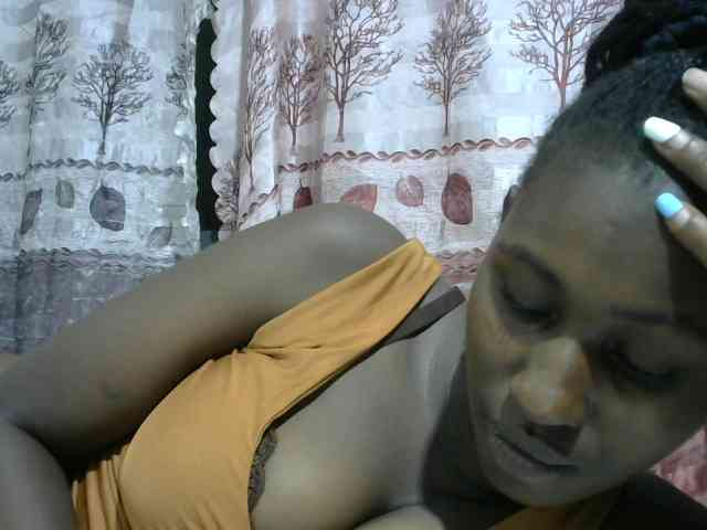 Africanqueen20 webcam