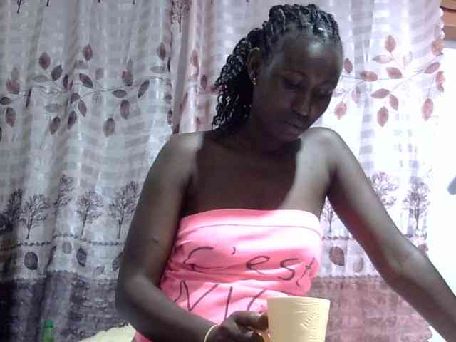 Africanqueen20 webcam