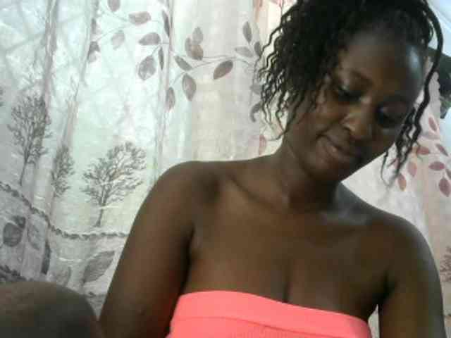 Africanqueen20 webcam