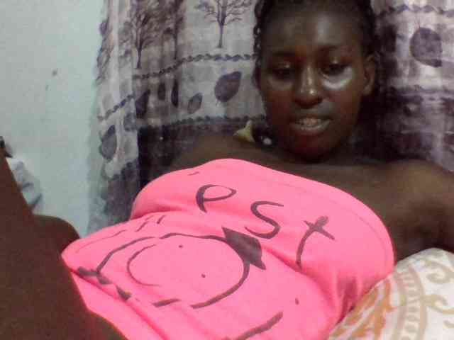 Africanqueen20 webcam