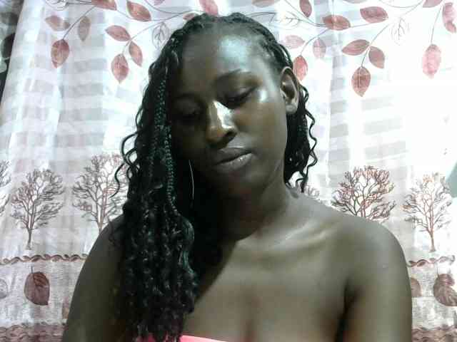 Africanqueen20 webcam
