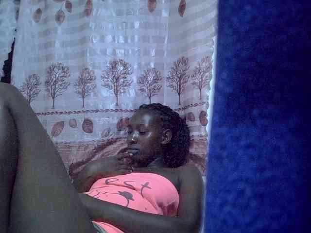 Africanqueen20 webcam