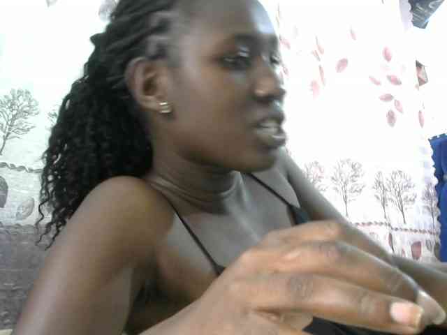 Africanqueen20 webcam