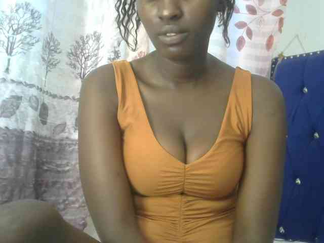Africanqueen20 webcam