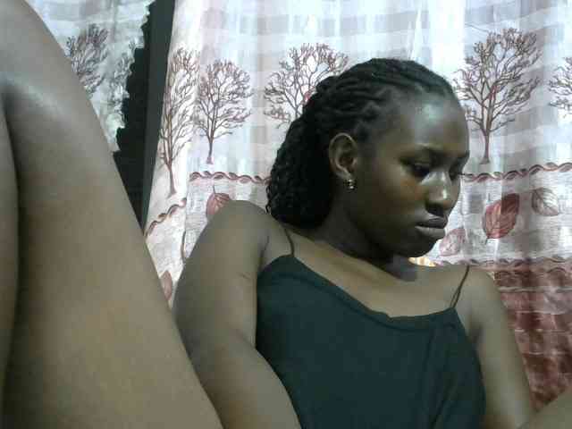 Africanqueen20 webcam