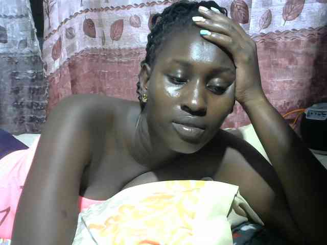 Africanqueen20 webcam