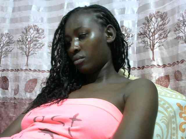 Africanqueen20 webcam