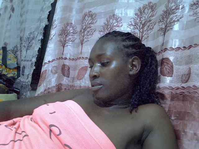 Africanqueen20 webcam