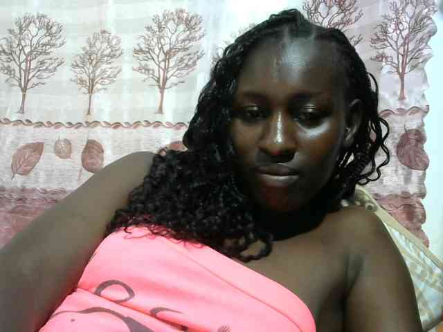 Africanqueen20 webcam