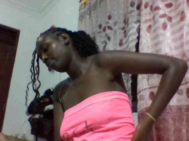 Africanqueen20 webcam