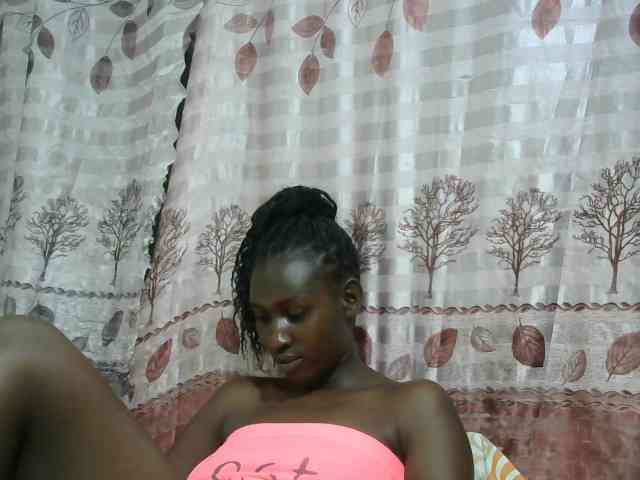 Africanqueen20 webcam