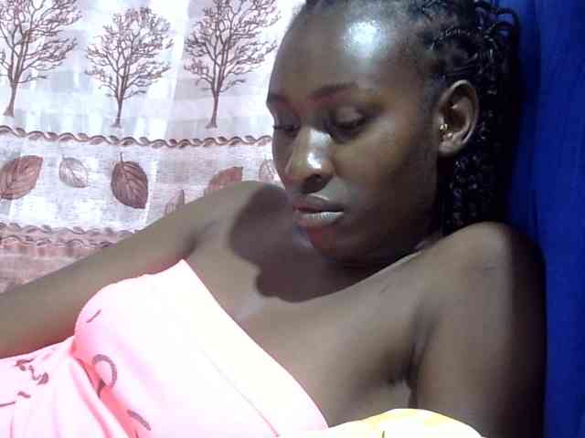 Africanqueen20 webcam