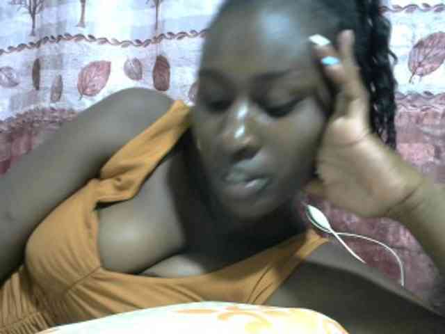 Africanqueen20 webcam