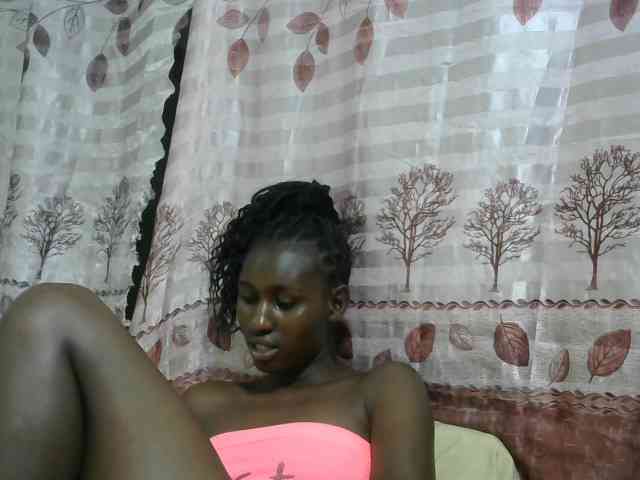 Africanqueen20 webcam