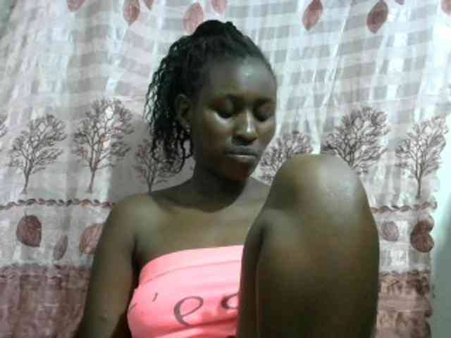 Africanqueen20 webcam