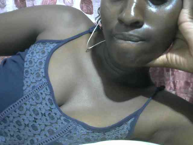 Africanqueen20 webcam