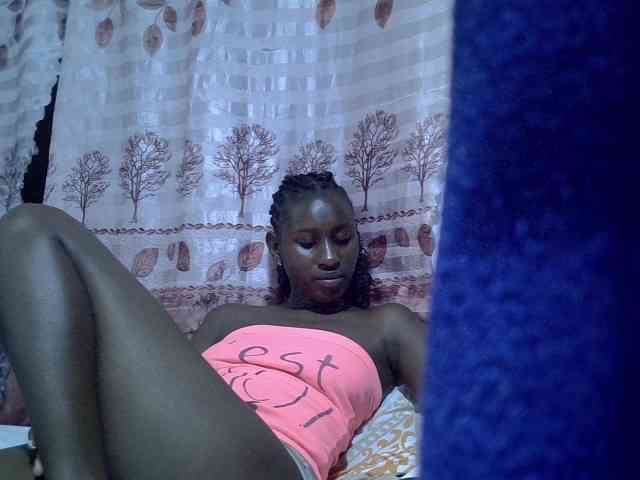 Africanqueen20 webcam