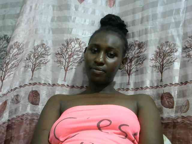 Africanqueen20 webcam