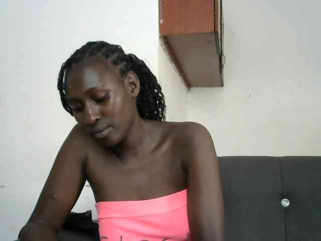 Africanqueen20 webcam