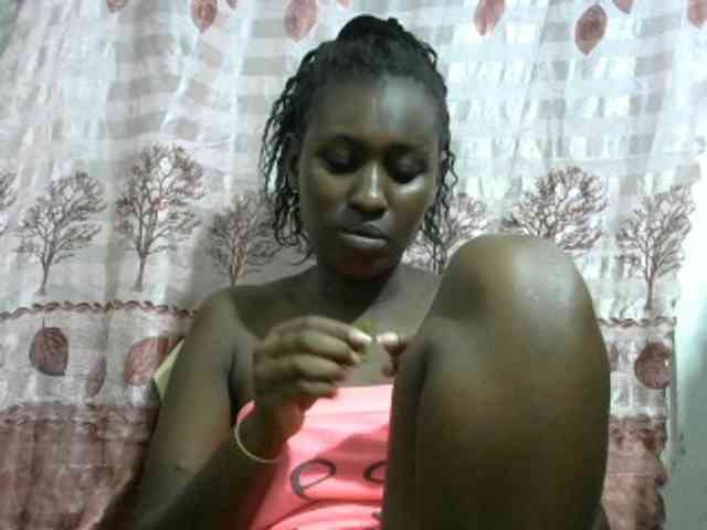 Africanqueen20 webcam