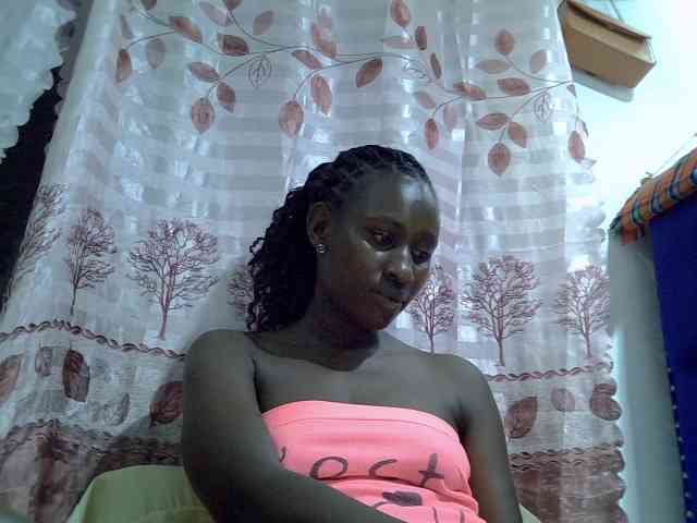 Africanqueen20 webcam