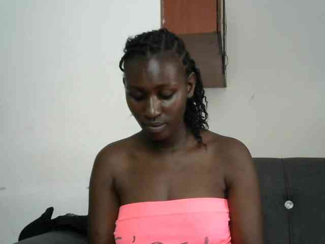 Africanqueen20 webcam