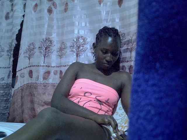 Africanqueen20 webcam