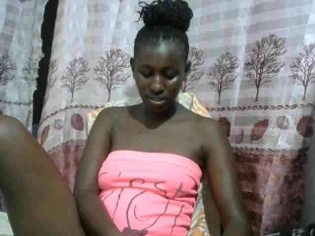 Africanqueen20 webcam