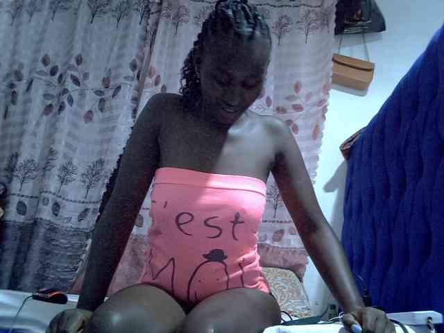 Africanqueen20 webcam