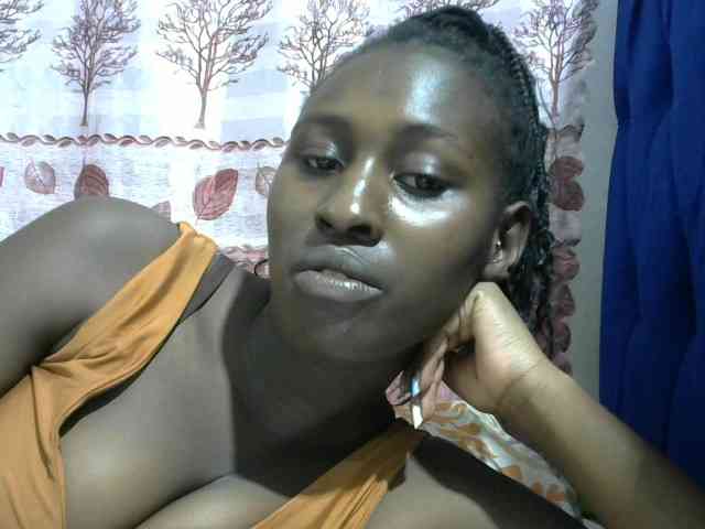 Africanqueen20 webcam