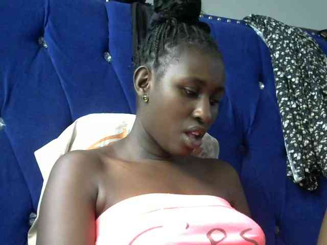 Africanqueen20 webcam