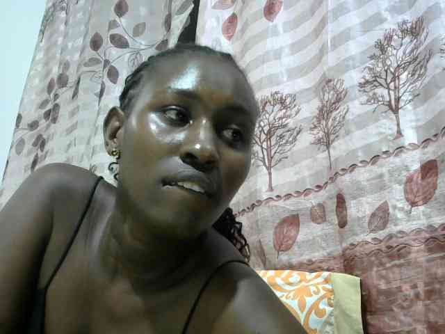 Africanqueen20 webcam