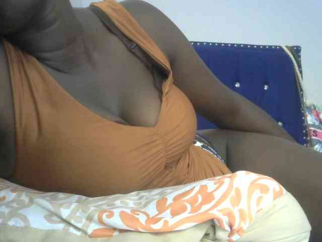 Africanqueen20 webcam