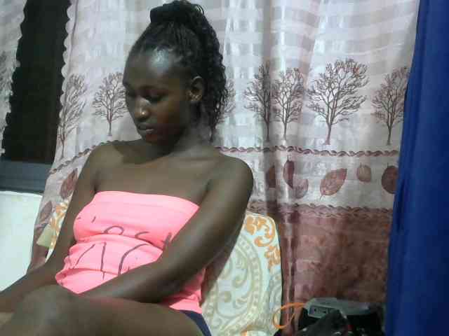 Africanqueen20 webcam